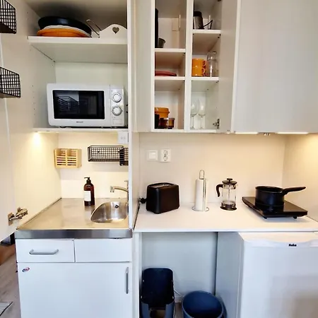 Sleep Well In Heart Of - Beautiful Street Holiday home *