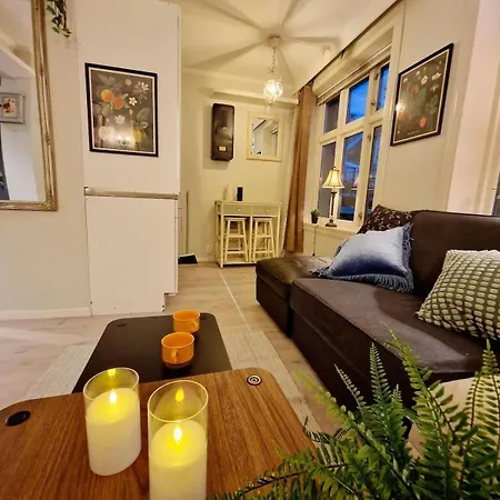 Sleep Well In Heart Of - Beautiful Street Holiday home Bergen