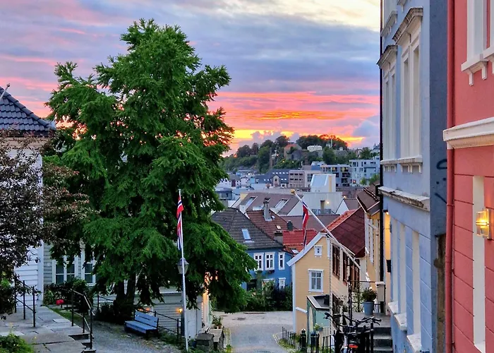 Sleep Well In Heart Of - Beautiful Street